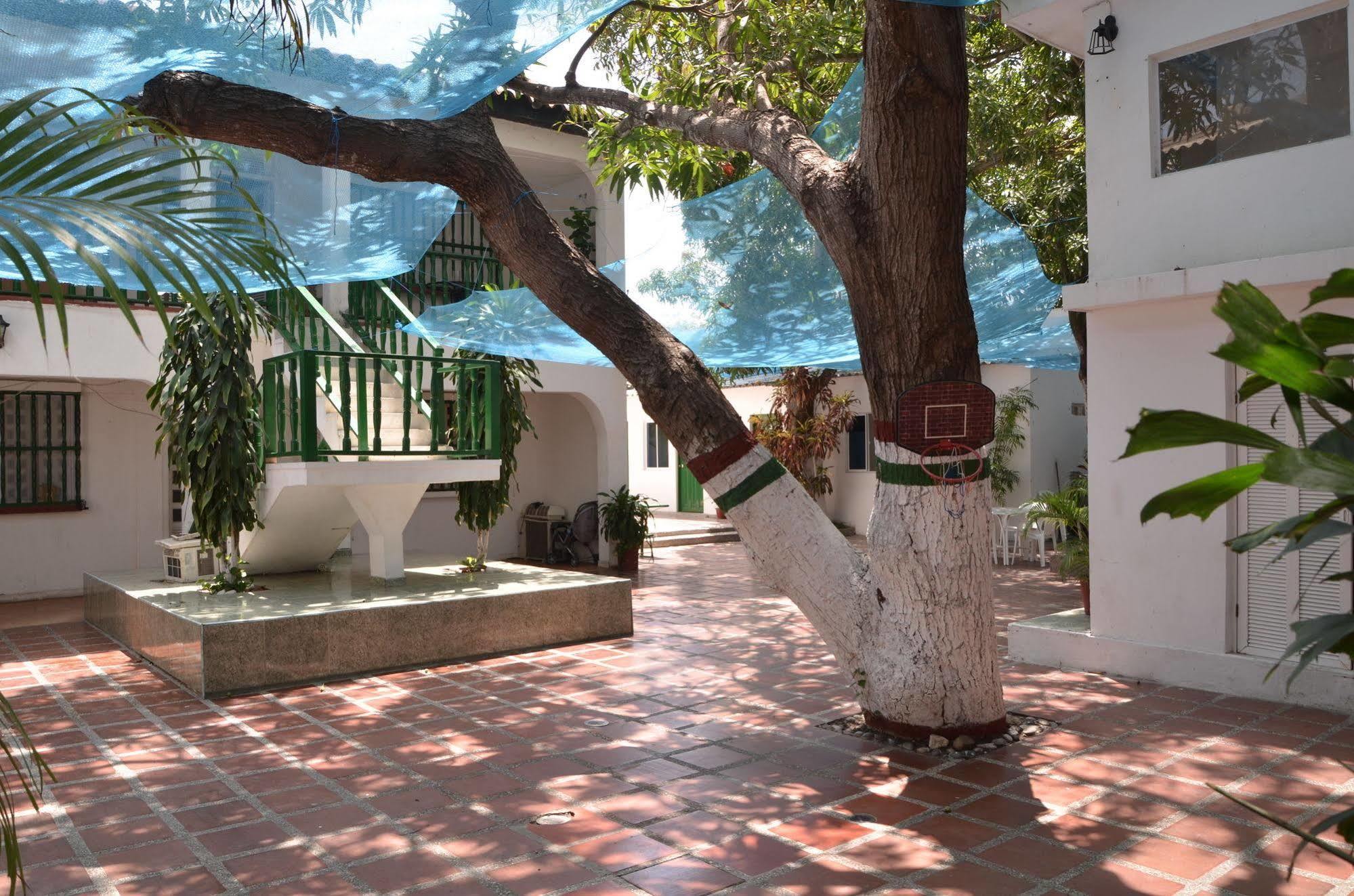 Hotel Vargas Airport Cartagena  Exterior foto